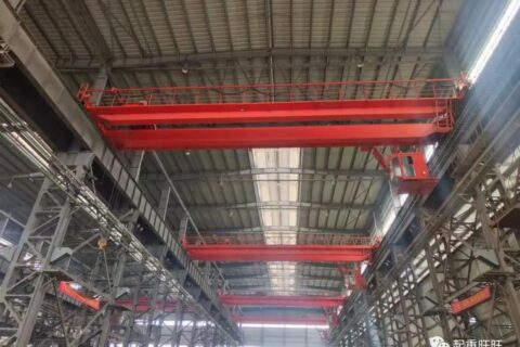 防爆起重機(jī)如何應(yīng)對(duì)危險(xiǎn)物料泄露的情況？